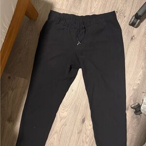 Lululemon athletica women’s black joggers